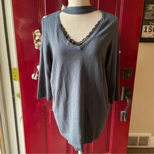 NWT Torrid Lace Insert Half Sleeve V-neck Women's Pullover Sweater(Plus Size 2X)